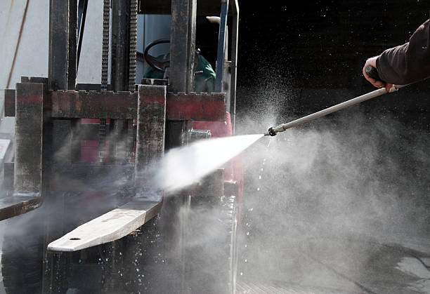 Best Parking Lot and Garage Cleaning  in Day Valley, CA